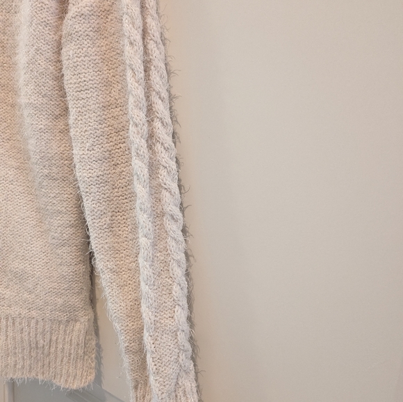 Maurices Cable Knit Cream Sweater S New! - Picture 2 of 10
